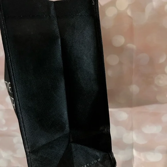 Chinese Laundry Black Tote Bag - Picture 3 of 3